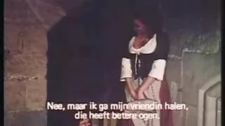 Le mec a rempli les lunettes d'une brune cultivée filme gratuit xx de son sperme