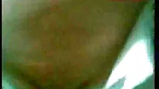 Une brune en gorge profonde absorbe xxx pornodrome une bite dure