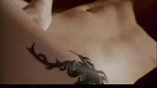 La brune masquée suce la bite d'un homme et film pornographique arabe se fait baiser dans une vidéo porno anale