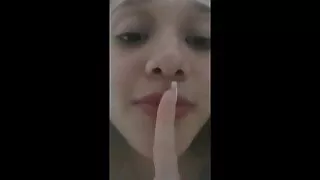 Demi-frère première fois baisée sous la film porno 3x douche petite soeur