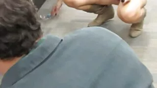 Trio blonde s'amusant avec une grosse bite en caoutchouc film gratuit xxx