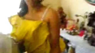 Une salope film porno totalement gratuit russe a prouvé qu'elle pouvait jouir d'un gode en caoutchouc