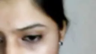 La jeune blonde les films pornographiques gratuits a accepté une pipe puis a donné un creampie dans la chatte
